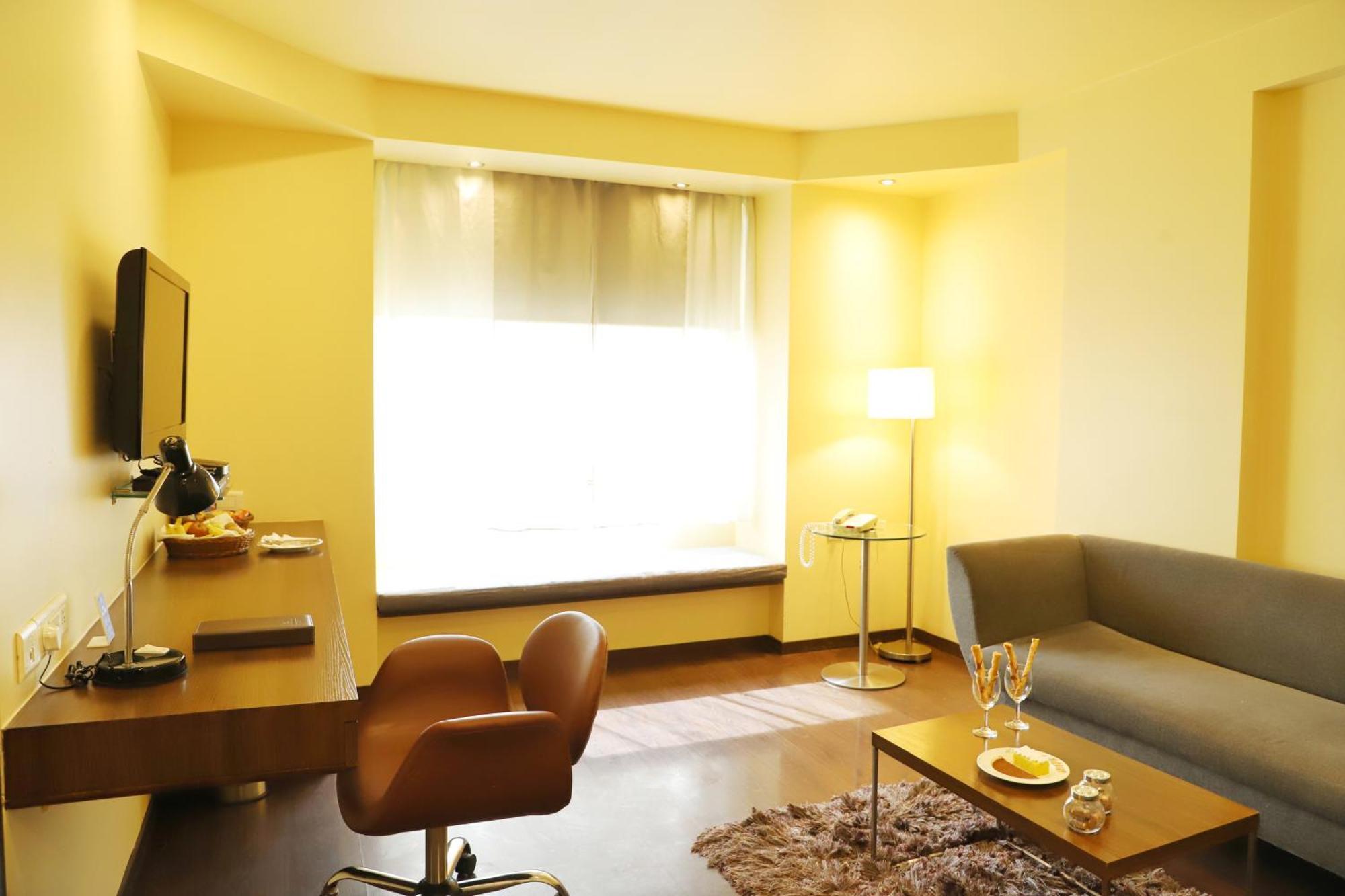 Marasa Sarovar Portico -Rajkot Exterior foto